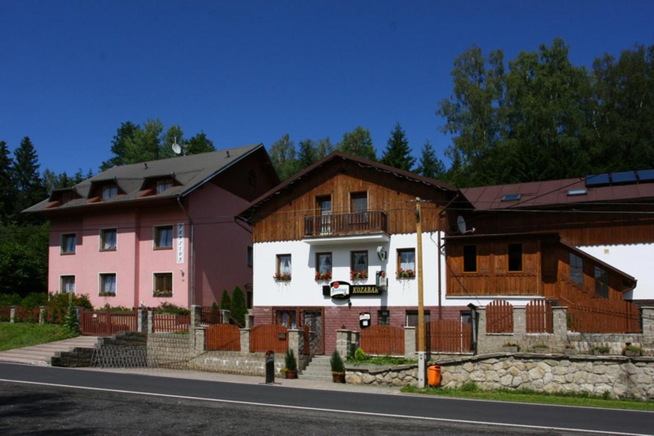 Penzion Kozabar Horní Luby المظهر الخارجي الصورة